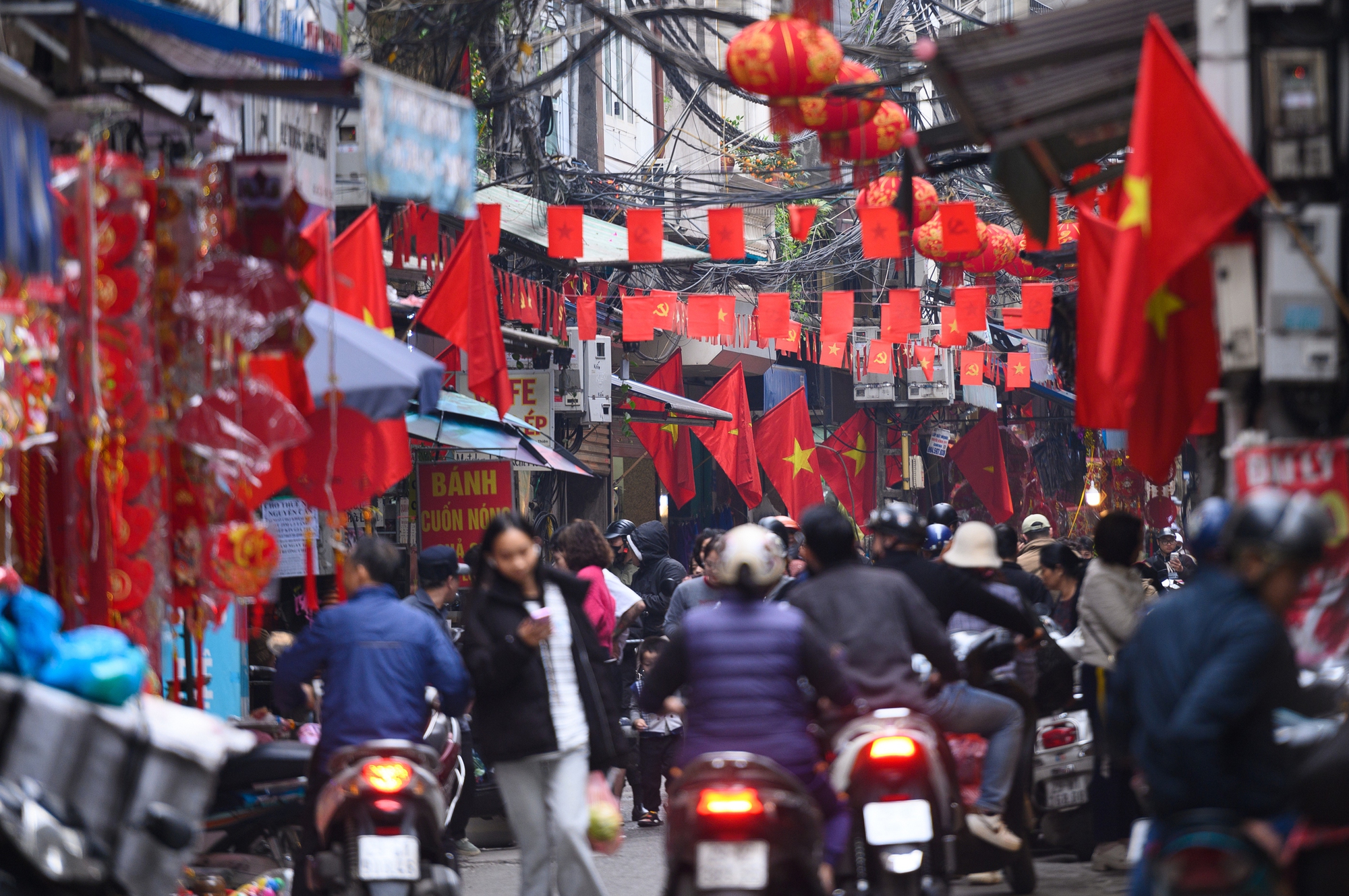 26 Tết rồi, ra mà xem Hà Nội đã cỡ này!- Ảnh 12.