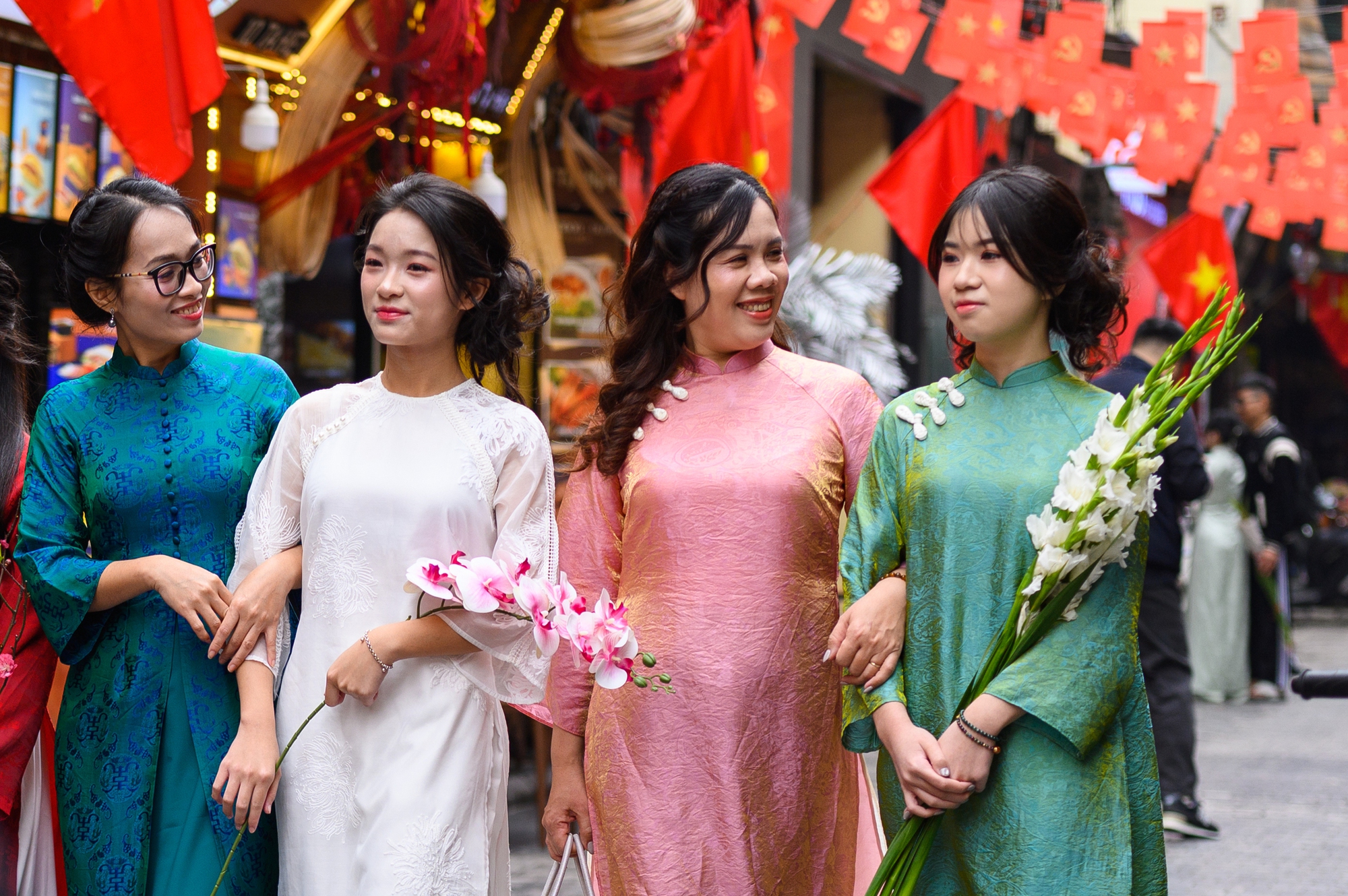 26 Tết rồi, ra mà xem Hà Nội đã cỡ này!- Ảnh 17.