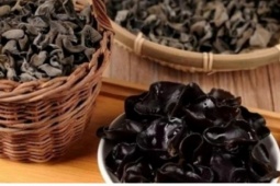 Món ăn quen thuộc hay xuất hiện trong mâm cỗ Tết, là vị thuốc dưỡng tim, bổ máu