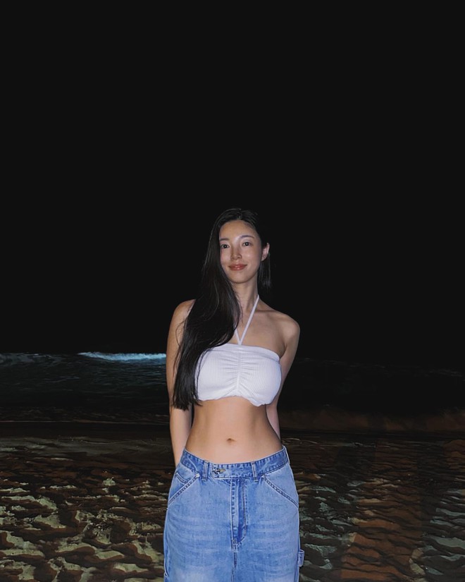 1770988317 735 Nu hoang hinh the dang gay bao mang vi lot