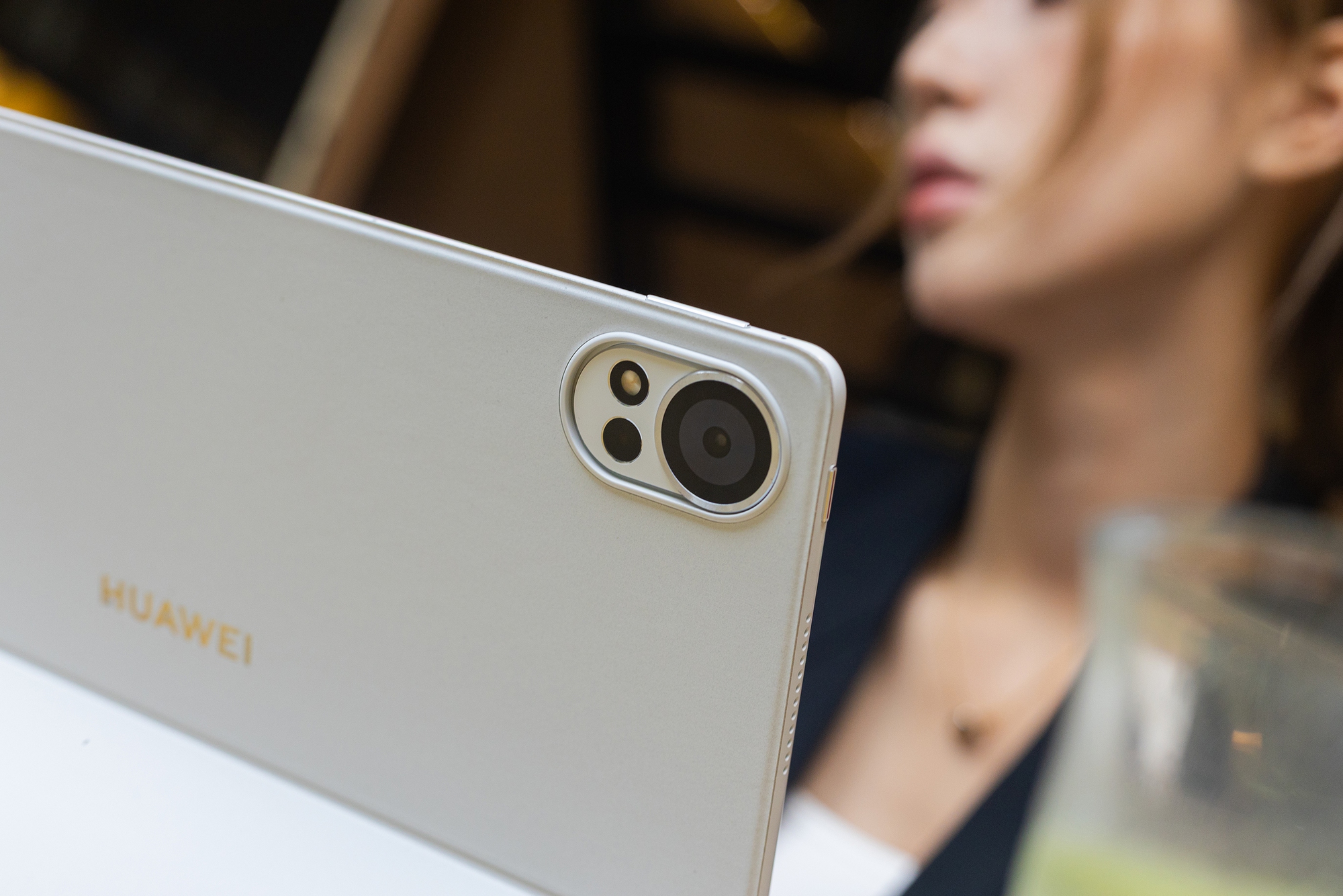 HUAWEI MatePad 12 X: Tablet định nghĩa lại khái niệm làm việc và sáng tạo, xứng danh trợ lý năng suất hàng đầu- Ảnh 2. HUAWEI MatePad 12 X: Tablet định nghĩa lại khái niệm làm việc và sáng tạo, xứng danh trợ lý năng suất hàng đầu- Ảnh 2.