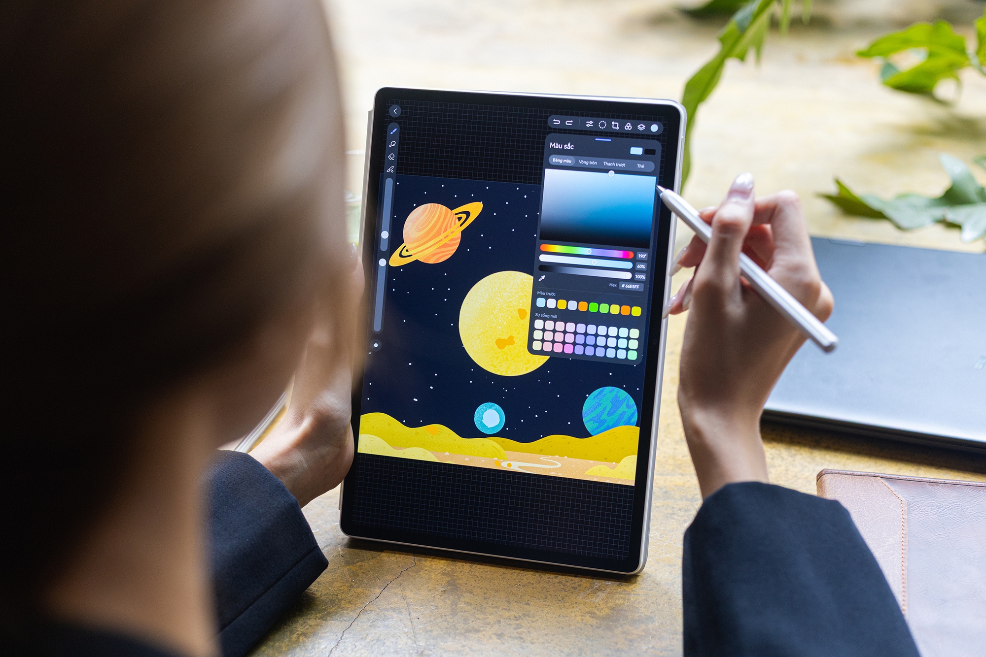 HUAWEI MatePad 12 X: Tablet định nghĩa lại khái niệm làm việc và sáng tạo, xứng danh trợ lý năng suất hàng đầu- Ảnh 6. HUAWEI MatePad 12 X: Tablet định nghĩa lại khái niệm làm việc và sáng tạo, xứng danh trợ lý năng suất hàng đầu- Ảnh 6.