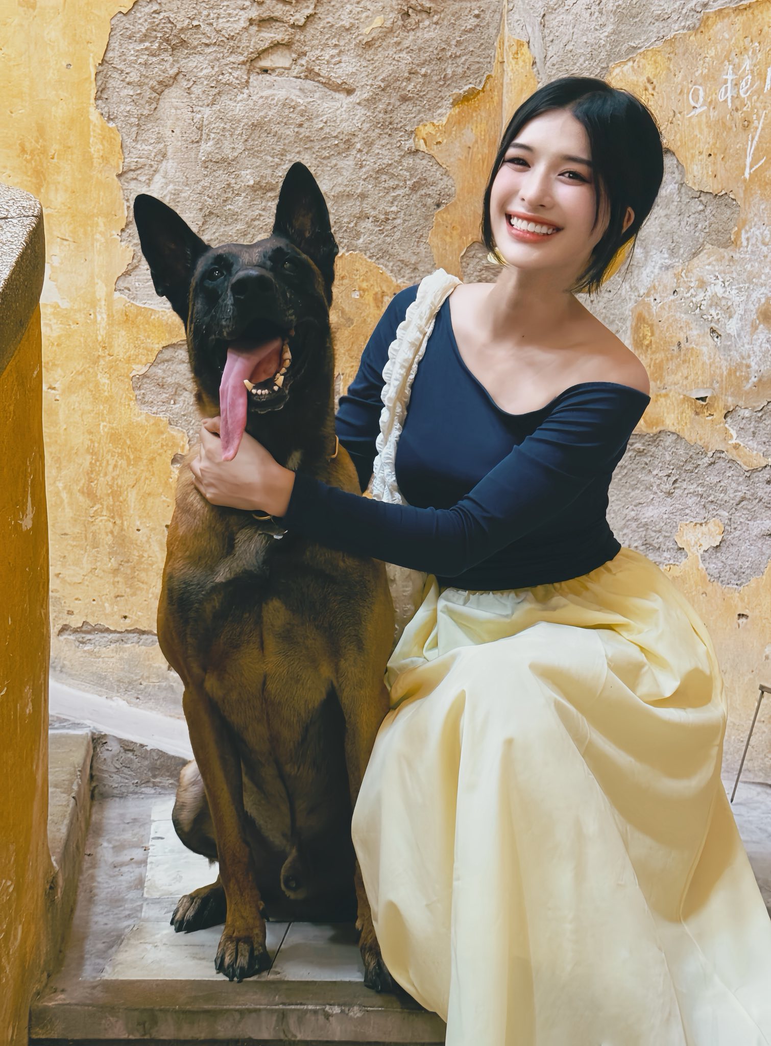 Cả MXH Việt chán ghét 1 mỹ nhân cực xấu tính: Ngoại tình còn giả vờ thanh cao, tham lam ích kỷ không ai bằng- Ảnh 5. Cả MXH Việt chán ghét 1 mỹ nhân cực xấu tính: Ngoại tình còn giả vờ thanh cao, tham lam ích kỷ không ai bằng- Ảnh 5.