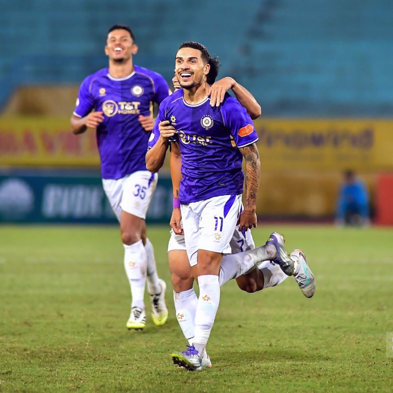 Đỗ Hoàng Hên: 'Tôi muốn khoác áo đội tuyển Việt Nam, cùng Xuân Son đấu Malaysia'- Ảnh 2.