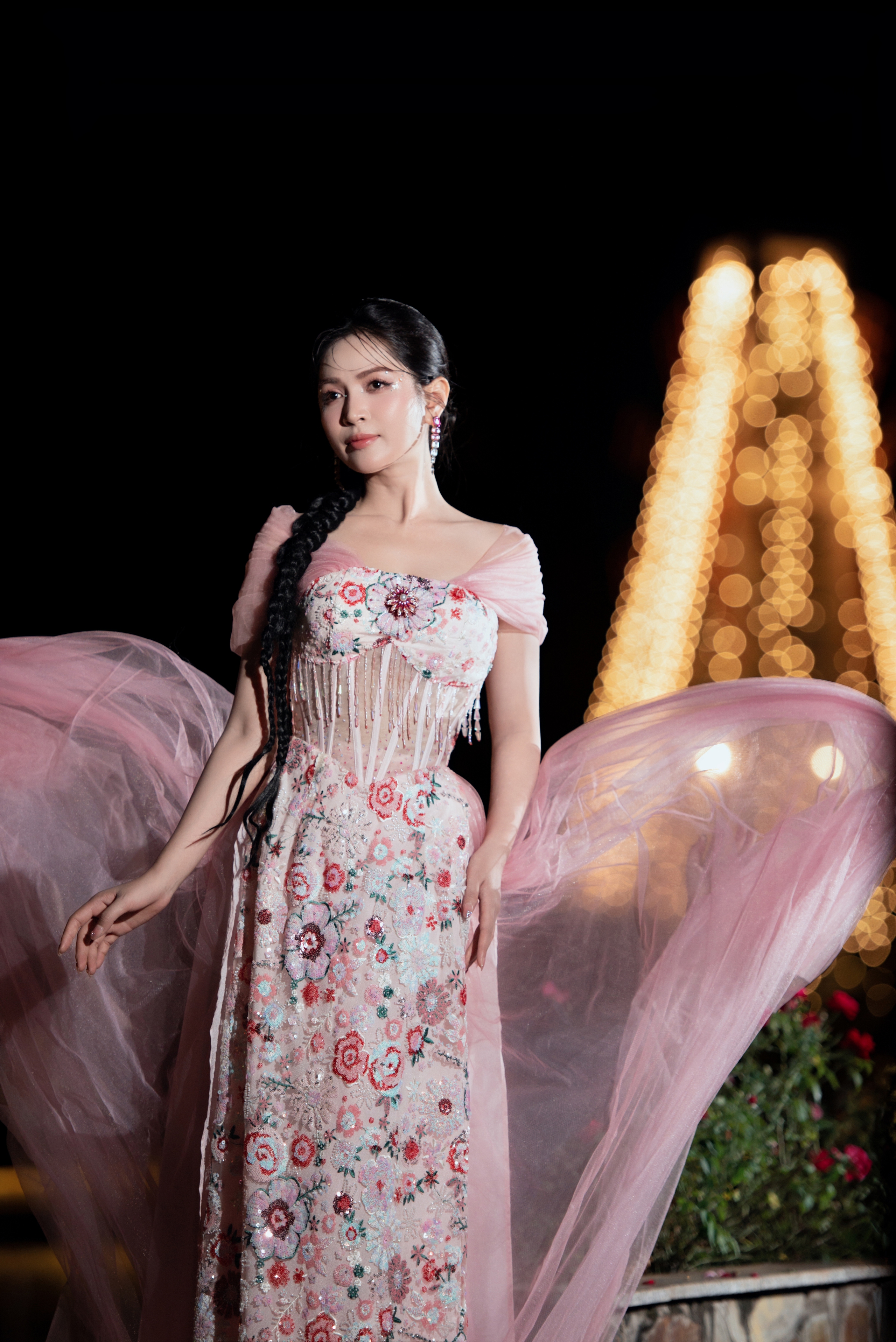 Nguyễn Duyên Quỳnh đón tết đặc biệt sau ‘cơn sốt’ của ‘Viết tiếp câu chuyện hòa bình’- Ảnh 2.