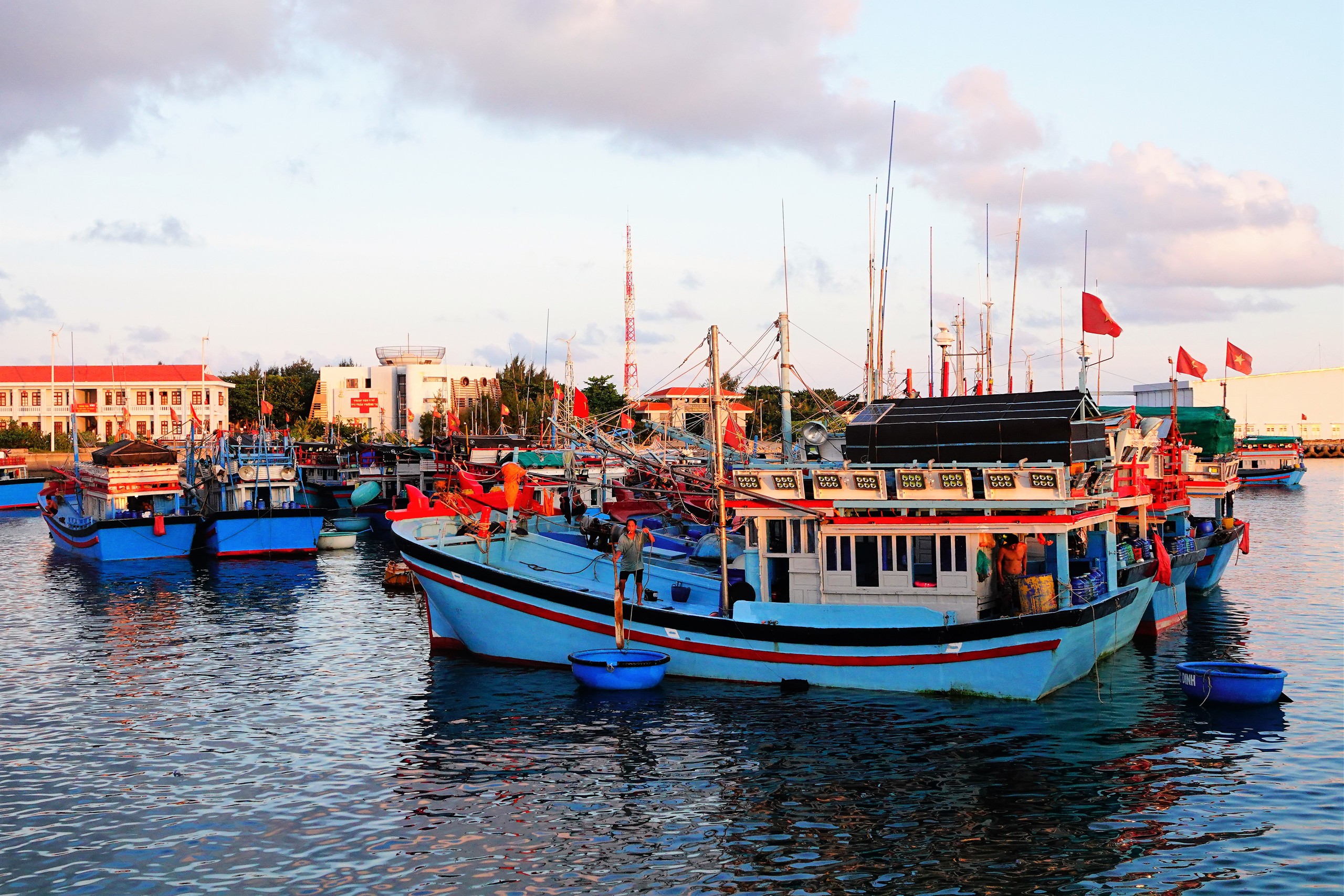 Tết ở Trường Sa - Kỳ 3: Đảo Trường Sa, thủ đô quần đảo- Ảnh 3.