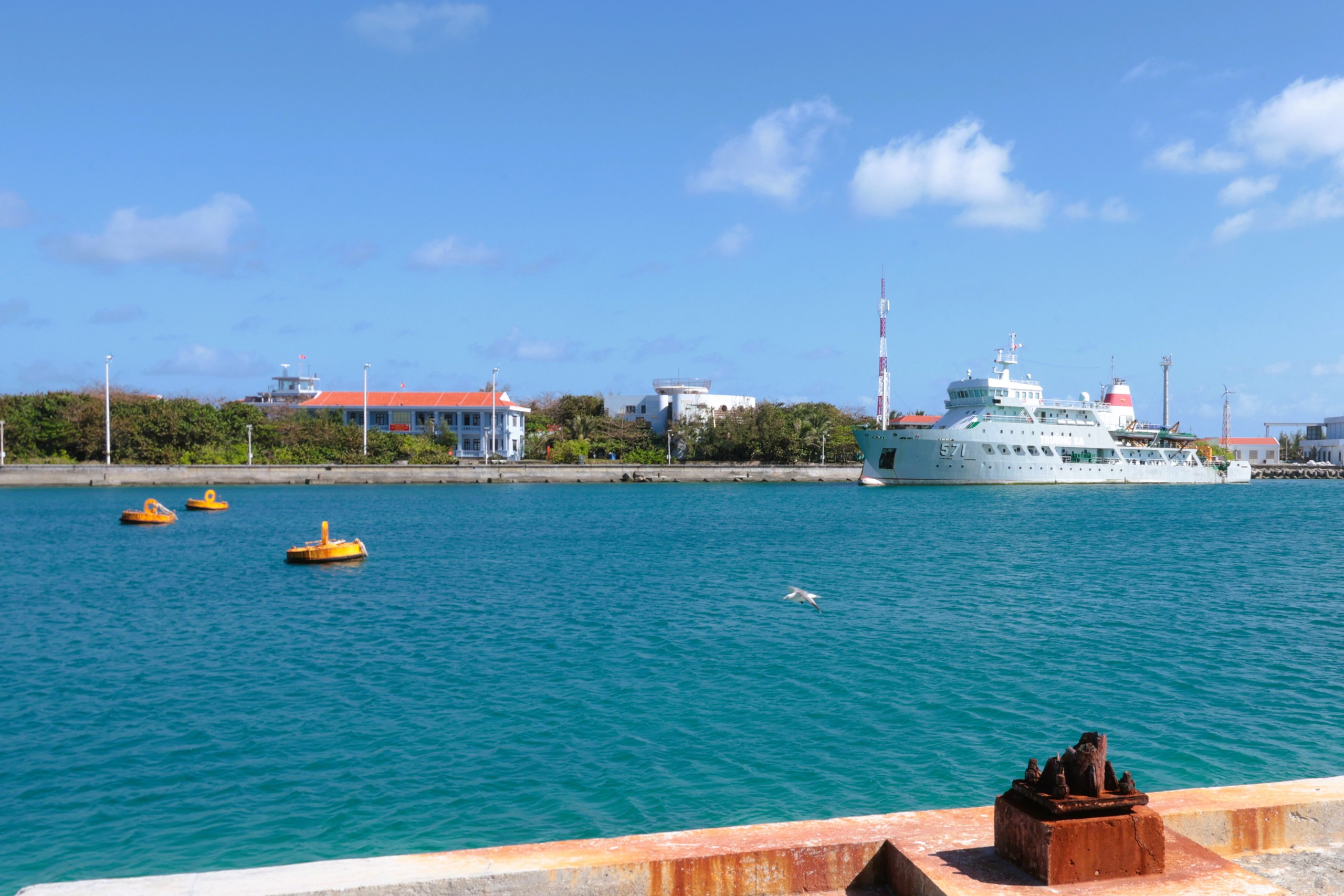 Tết ở Trường Sa - Kỳ 3: Đảo Trường Sa, thủ đô quần đảo- Ảnh 14.