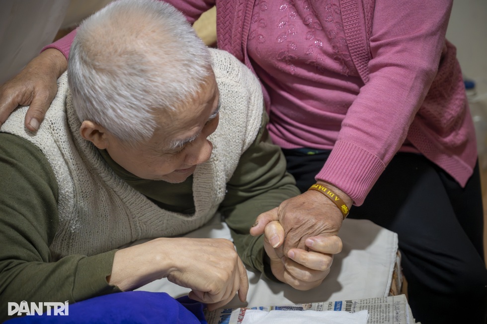 10.000 ngày yêu của người phụ nữ cãi bố, quyết lấy anh thương binh bị liệt - 7