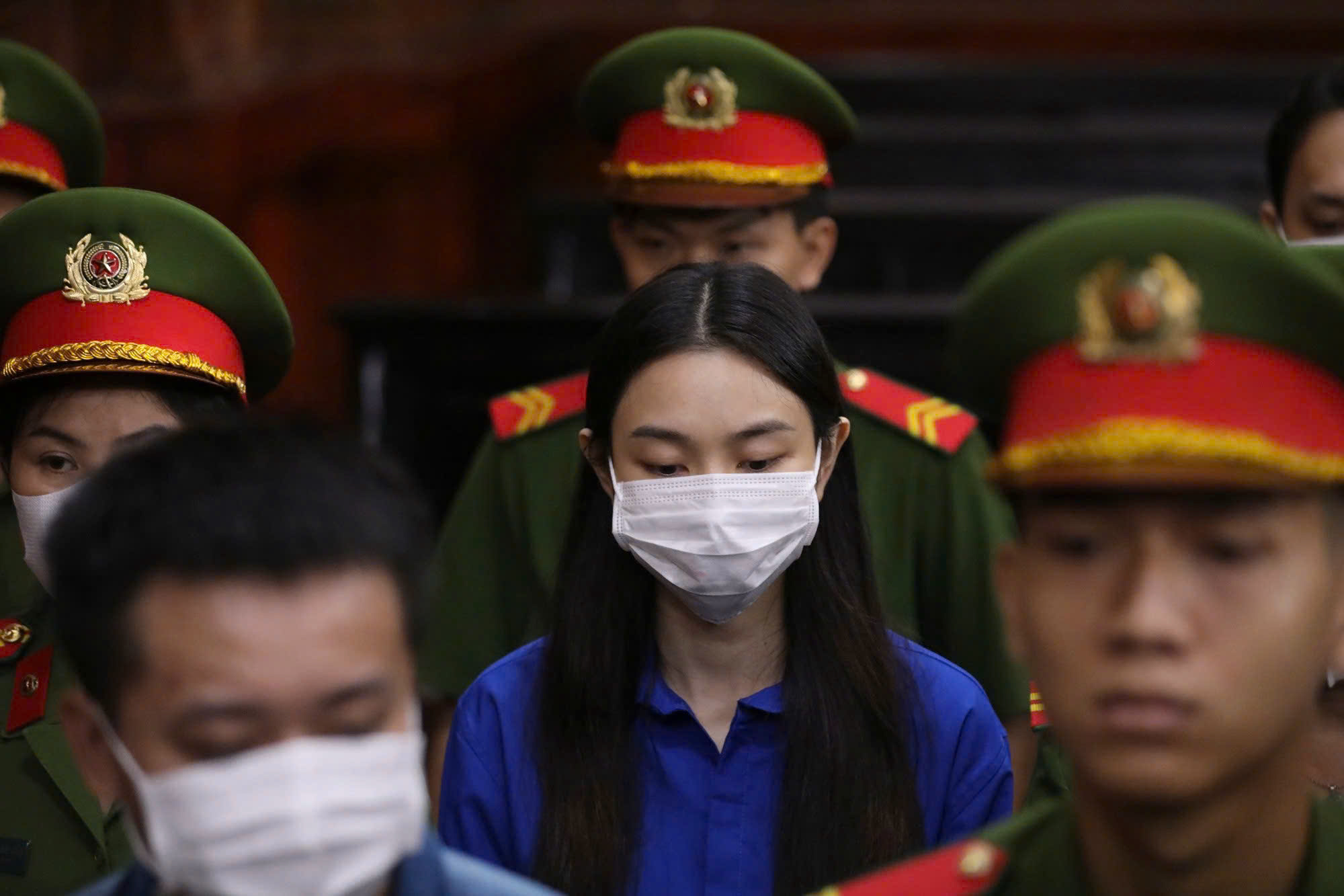 Một năm chấn động của hàng loạt người nổi tiếng 3 Một năm