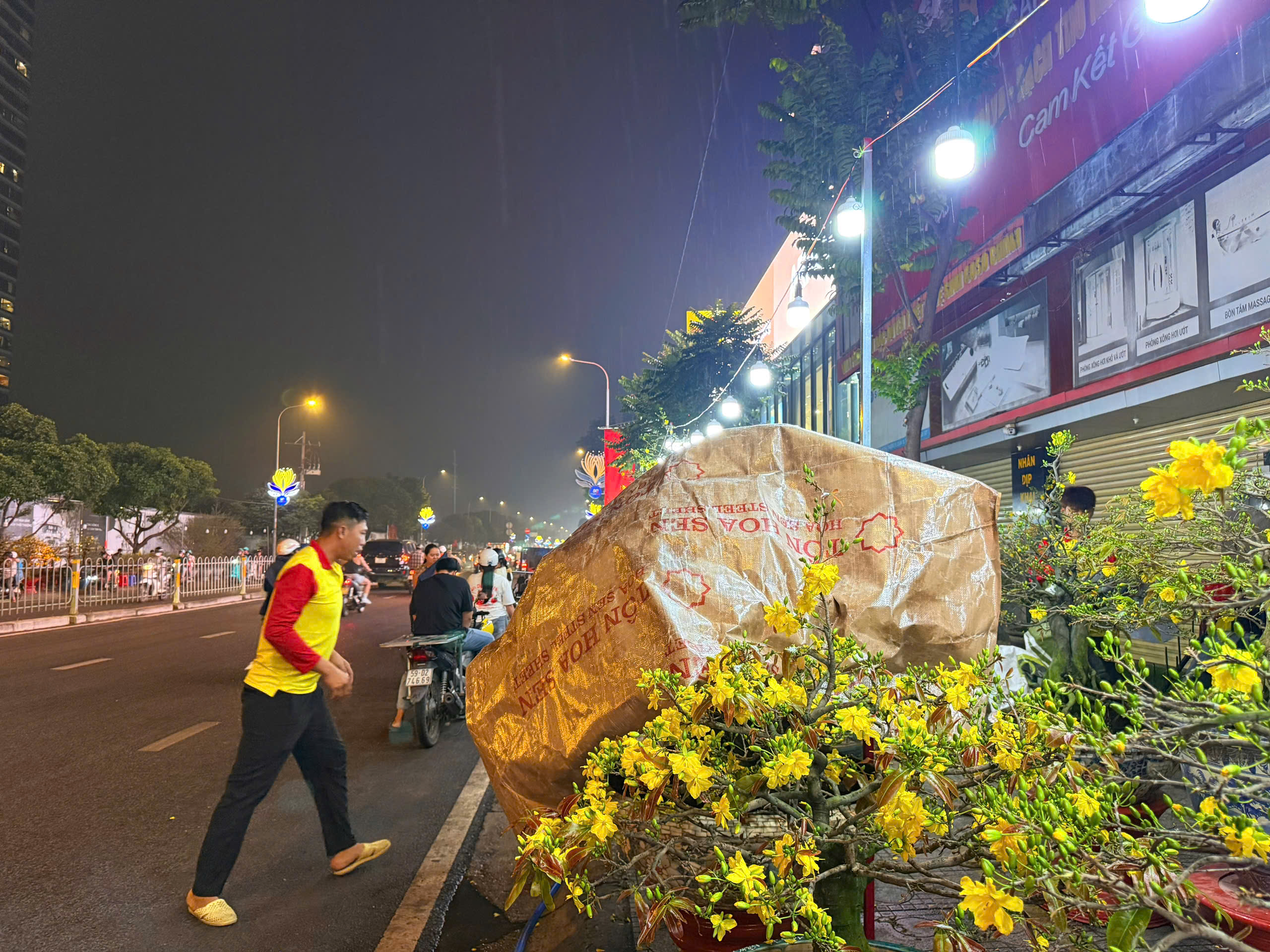 Xuân ONL 27 tháng Chạp_ Chuyện thuê mai ngày Tết và những vui buồn ít ai thấu hiểu 3 Chuyện thuê mai ngày Tết và những vui buồn ít ai thấu hiểu - Ảnh 3.