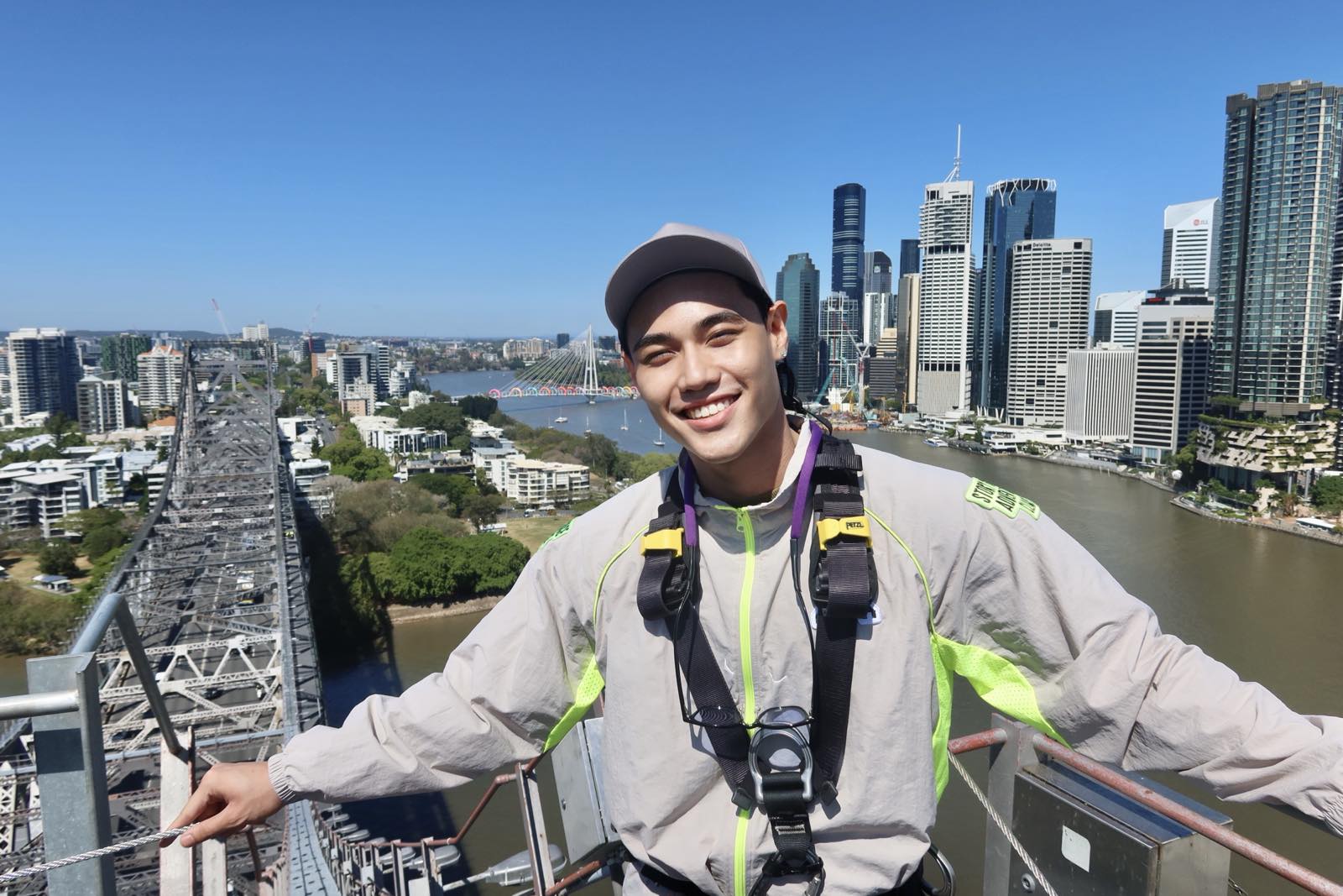 Khi người trẻ xem hành trình bay như một phần của kỳ nghỉ- Ảnh 3.