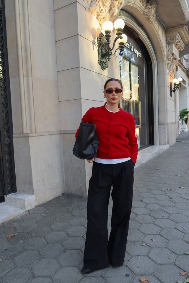 Diện áo cardigan theo phong cách tối giản cho những ngày đầu năm 2026 - Ảnh 4.