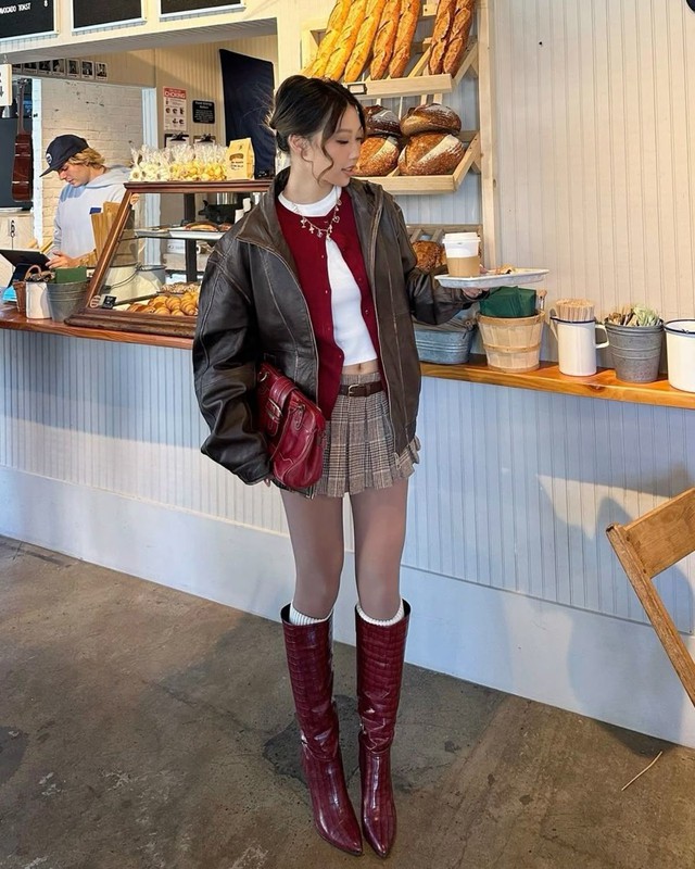 Diện áo cardigan theo phong cách tối giản cho những ngày đầu năm 2026 - Ảnh 6.