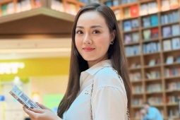 Vợ Công Lý diện loạt đồ phong cách 'giàu ngầm' trên phố Hàn Quốc