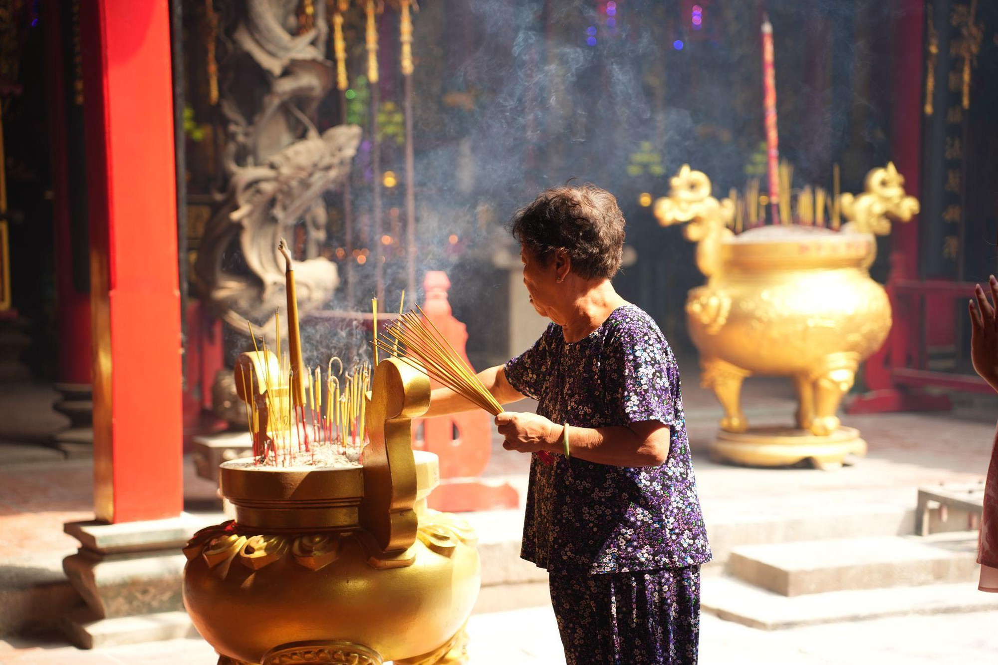 Chợ Lớn giáp Tết: Tìm phong vị cũ, check-in Phố Mai rực rỡ sắc xuân- Ảnh 2.