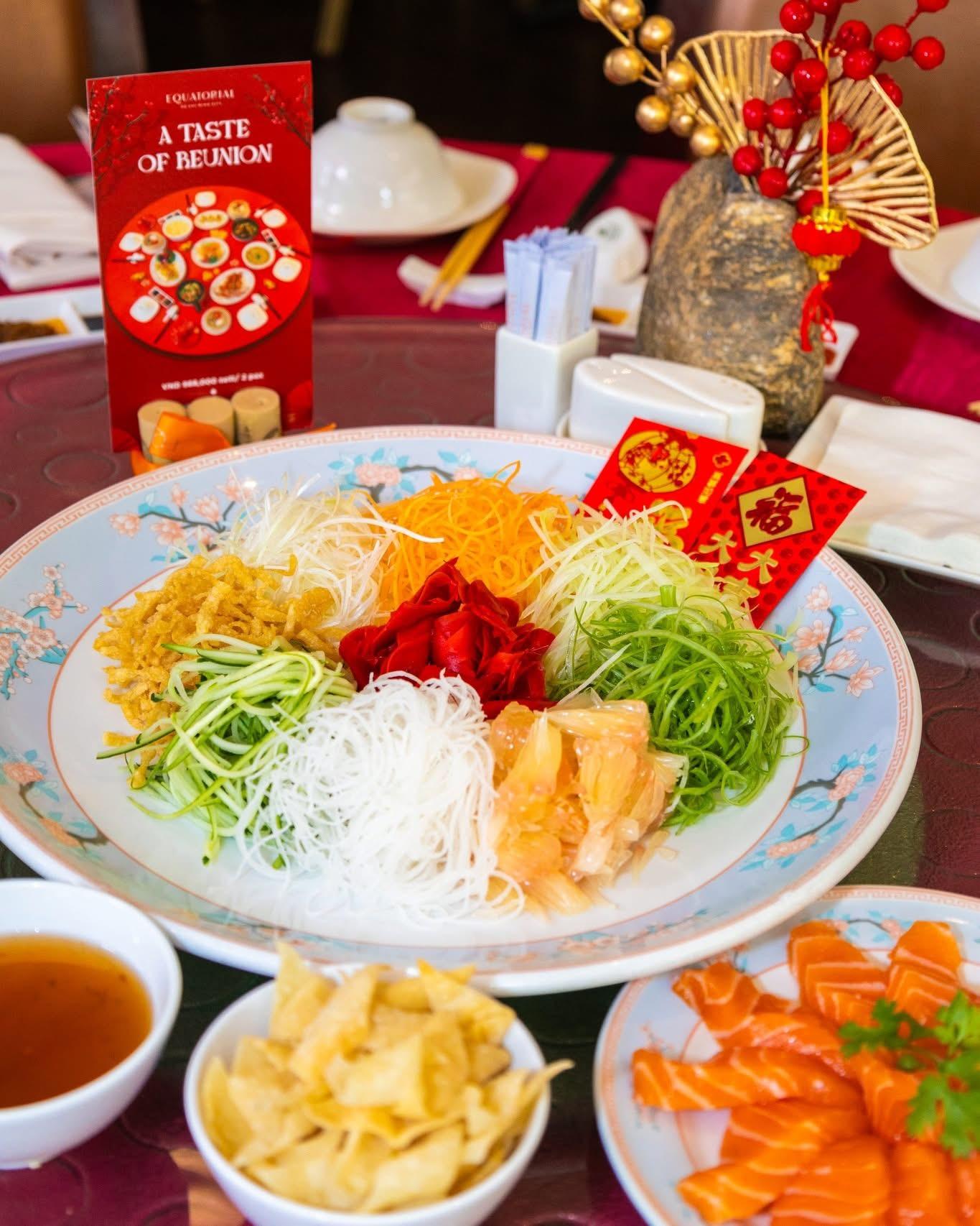 Chợ Lớn giáp Tết: Tìm phong vị cũ, check-in Phố Mai rực rỡ sắc xuân- Ảnh 3.