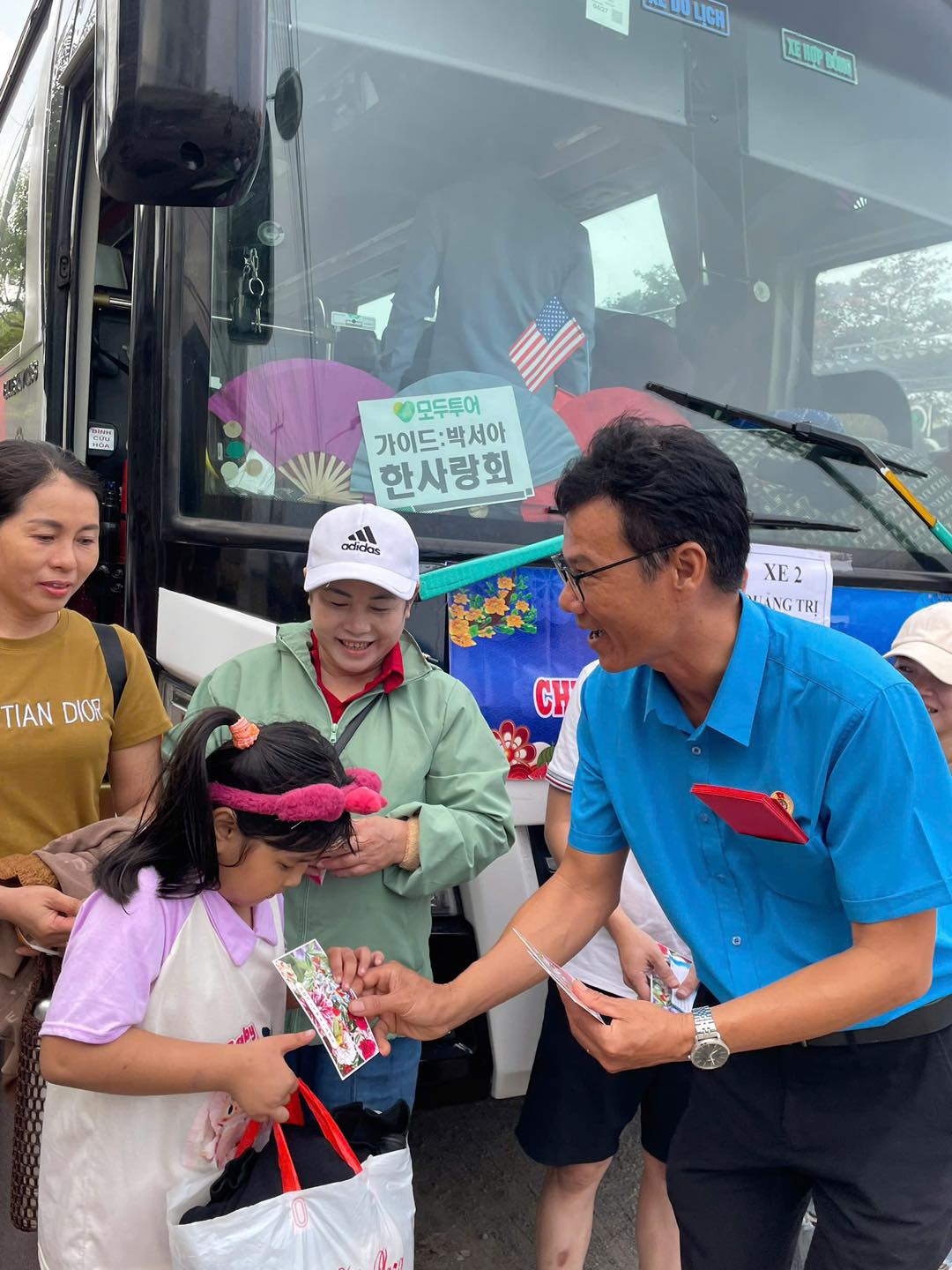 Xúc động chuyến tàu, xe Xuân chở công nhân Đồng Nai về quê - Ảnh 13.