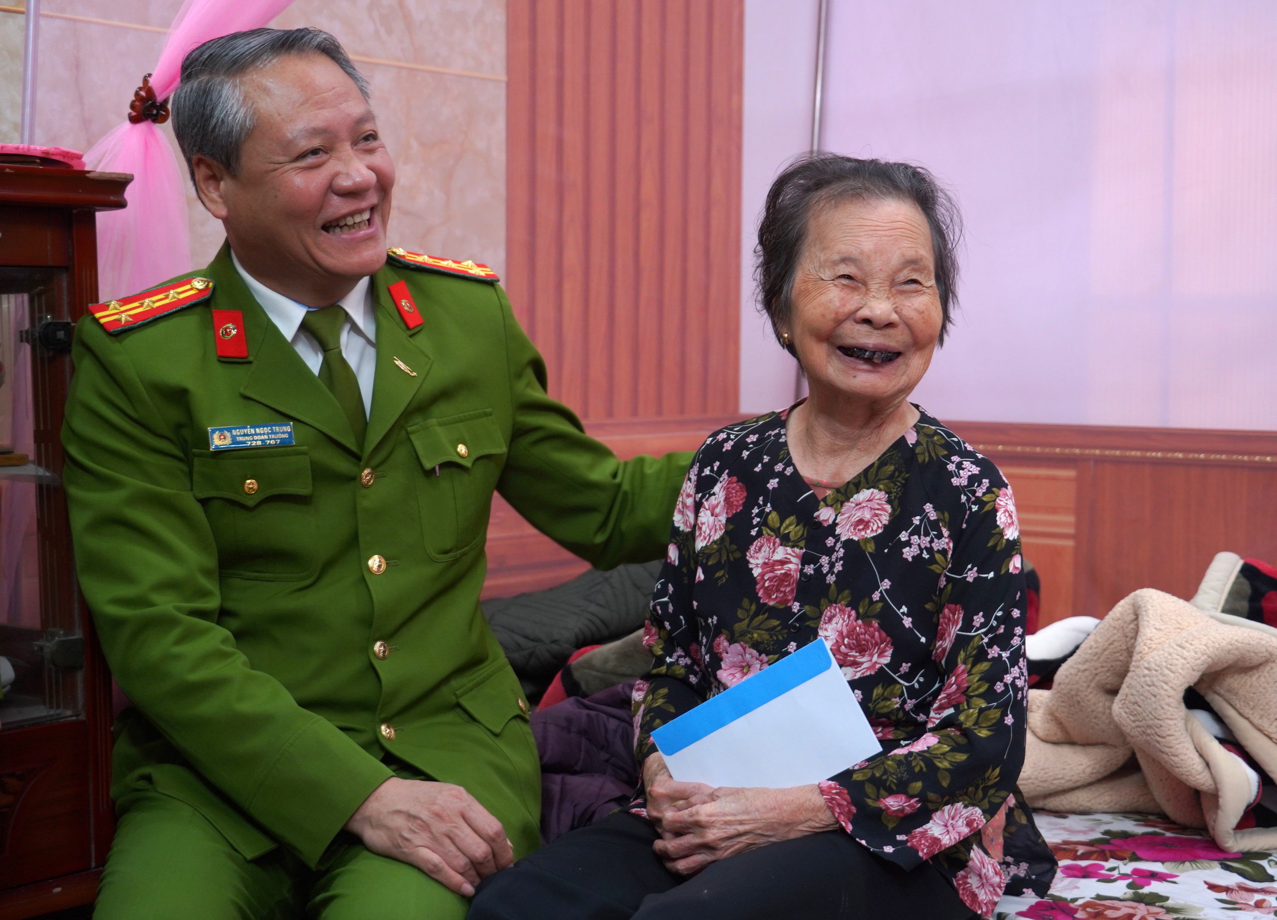 'Đại công trường' dự án sân bay Gia Bình nhộn nhịp những ngày cận tết 16 Cảnh nhộn nhịp trên đại công trường Sân bay Gia Bình những ngày cận tết - Ảnh 16.
