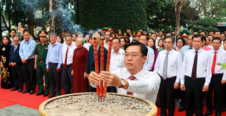 Thành kính Lễ giỗ Anh hùng liệt sỹ Võ Thị Sáu tại Đất Đỏ 2 Trang nghiêm Lễ giỗ Anh hùng liệt sĩ Võ Thị Sáu tại Đất Đỏ - Ảnh 2.