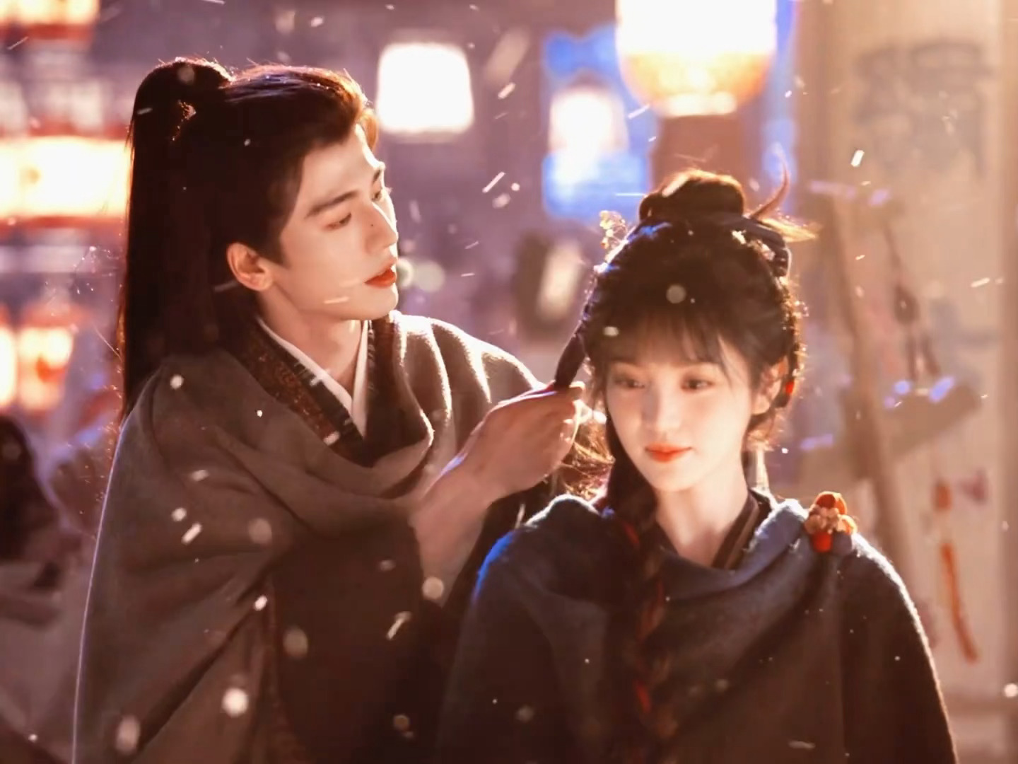 10 cặp đôi ngôn tình xả ảnh cực hot nhân dịp Valentine: Địch Lệ Nhiệt Ba và tình trẻ cực đẹp đôi, có anh yêu tận 3 cô- Ảnh 2.