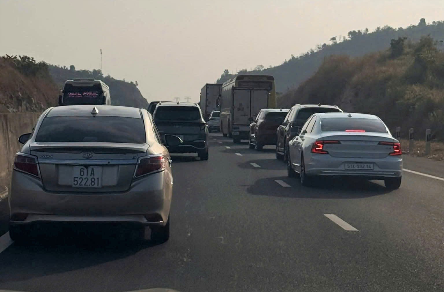 5 lỗi vi phạm luật giao thông tài xế dễ mắc phải do tâm lý ‘vội về quê’- Ảnh 3.