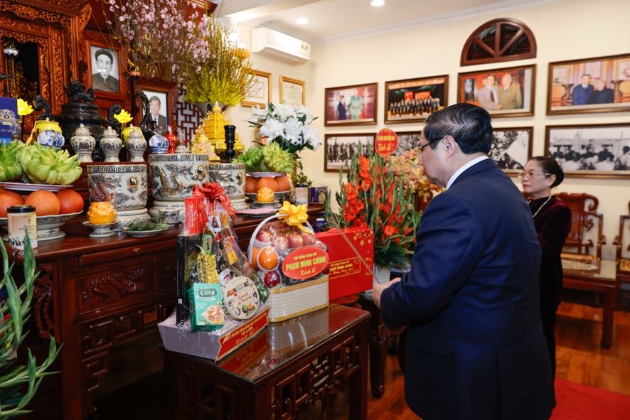 Thủ tướng chúc Tết gia đình các nguyên lãnh đạo Đảng , Nhà nước năm 2026 - Ảnh 7. Thủ tướng chúc Tết gia đình các nguyên lãnh đạo Đảng , Nhà nước năm 2026 - Ảnh 7.