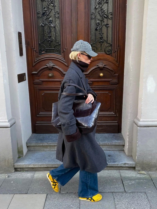 Túi oversized và cuộc trở lại của thời trang thực dụng trong cuộc sống- Ảnh 5.