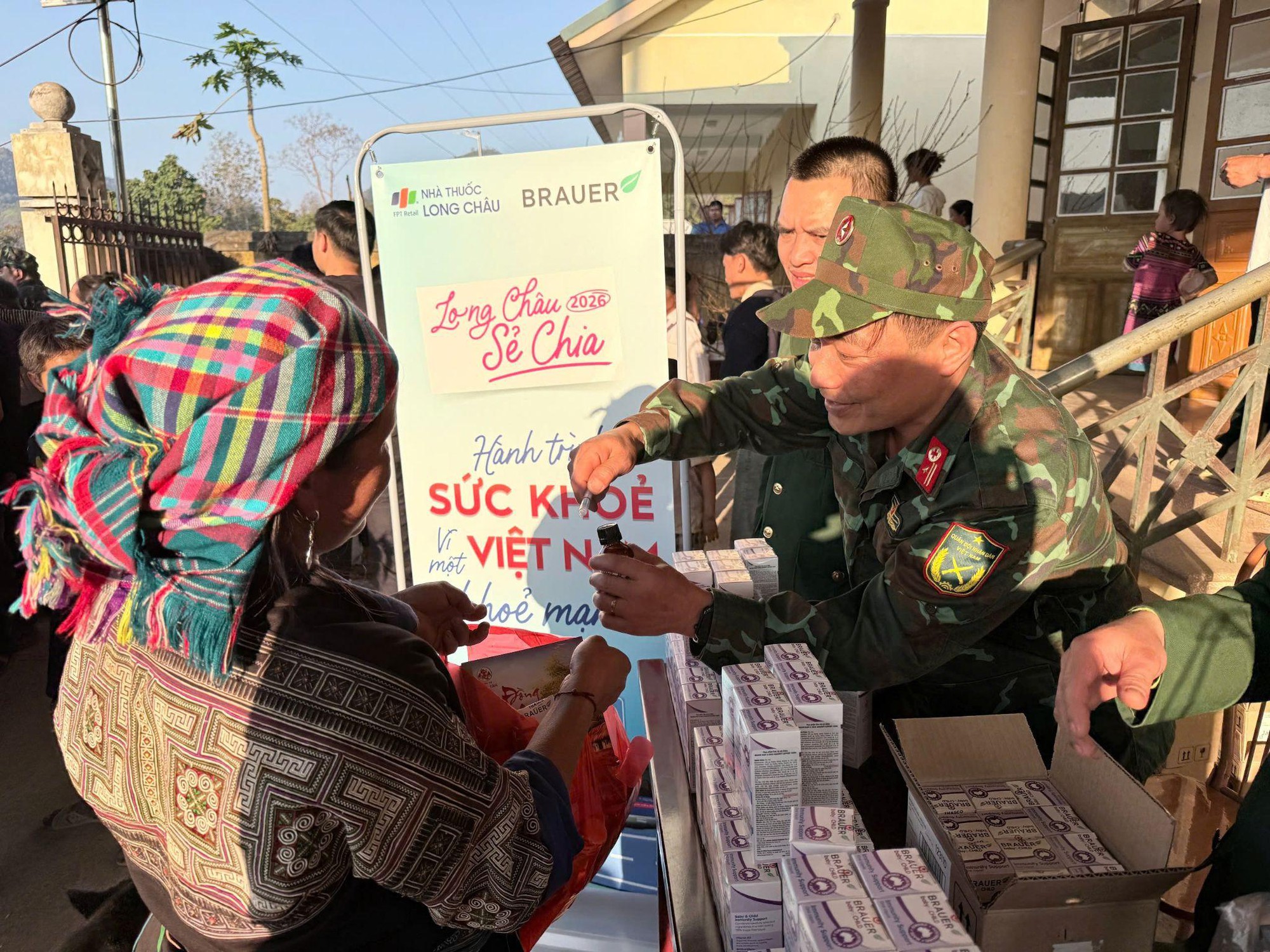 Đưa Tết ấm đến gần hàng nghìn hoàn cảnh khó khăn: Hành trình tiếp nối lan tỏa yêu thương của Long Châu trong mùa xuân 2026- Ảnh 9.