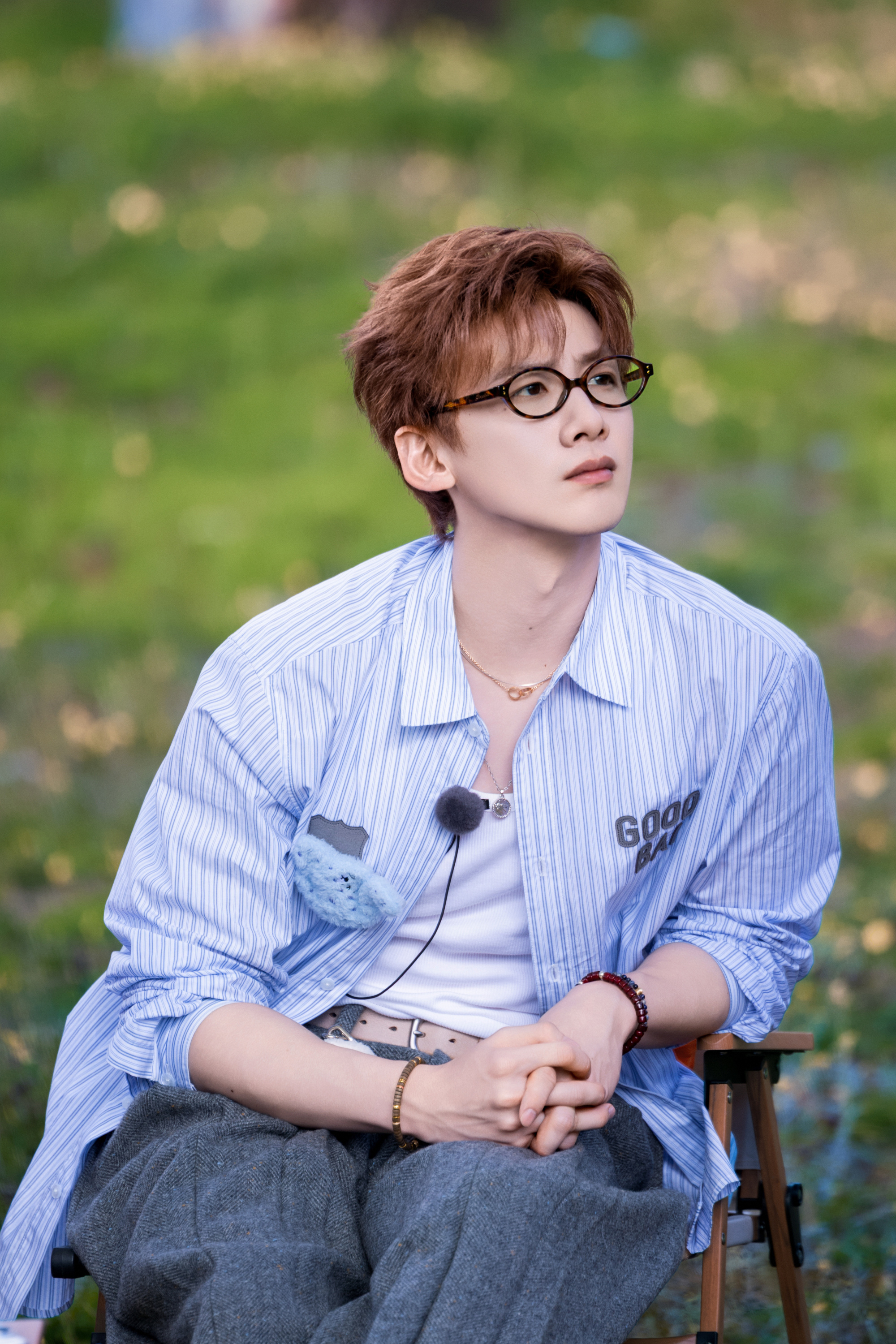 Cặp tình nhân showbiz lạ nhất Valentine: Nhà gái đeo nhẫn ngón áp út - thay 3 ảnh đôi, nhà trai thì im re- Ảnh 7.