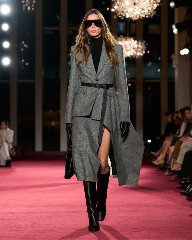 5 công thức phối đồ giúp chị em nổi bật từ nhà ra phố- Ảnh 3. 5 công thức phối đồ giúp chị em nổi bật từ nhà ra phố- Ảnh 3.