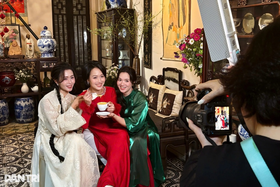 Cận Tết, biệt thự cổ ở Hà Nội thu 500.000 đồng/giờ chụp ảnh vẫn kín lịch - 2