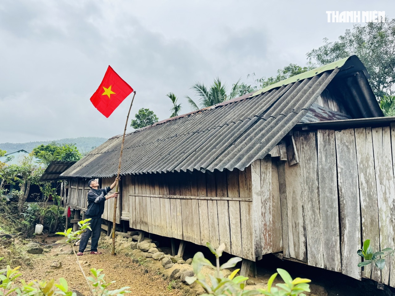 Tết về ở tổ dân cư '5 không' giữa đại ngàn Quảng Ngãi- Ảnh 3.