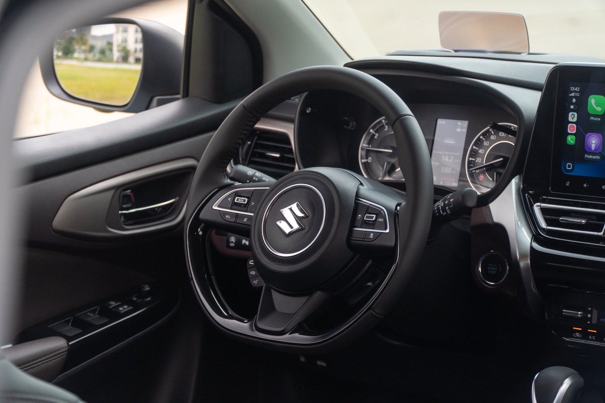 Người Việt đổi cách mua ô tô: Từ chọn option nhiều nhất có thể sang đúng nhất có thể- Ảnh 2. mua xe - Ảnh 2.