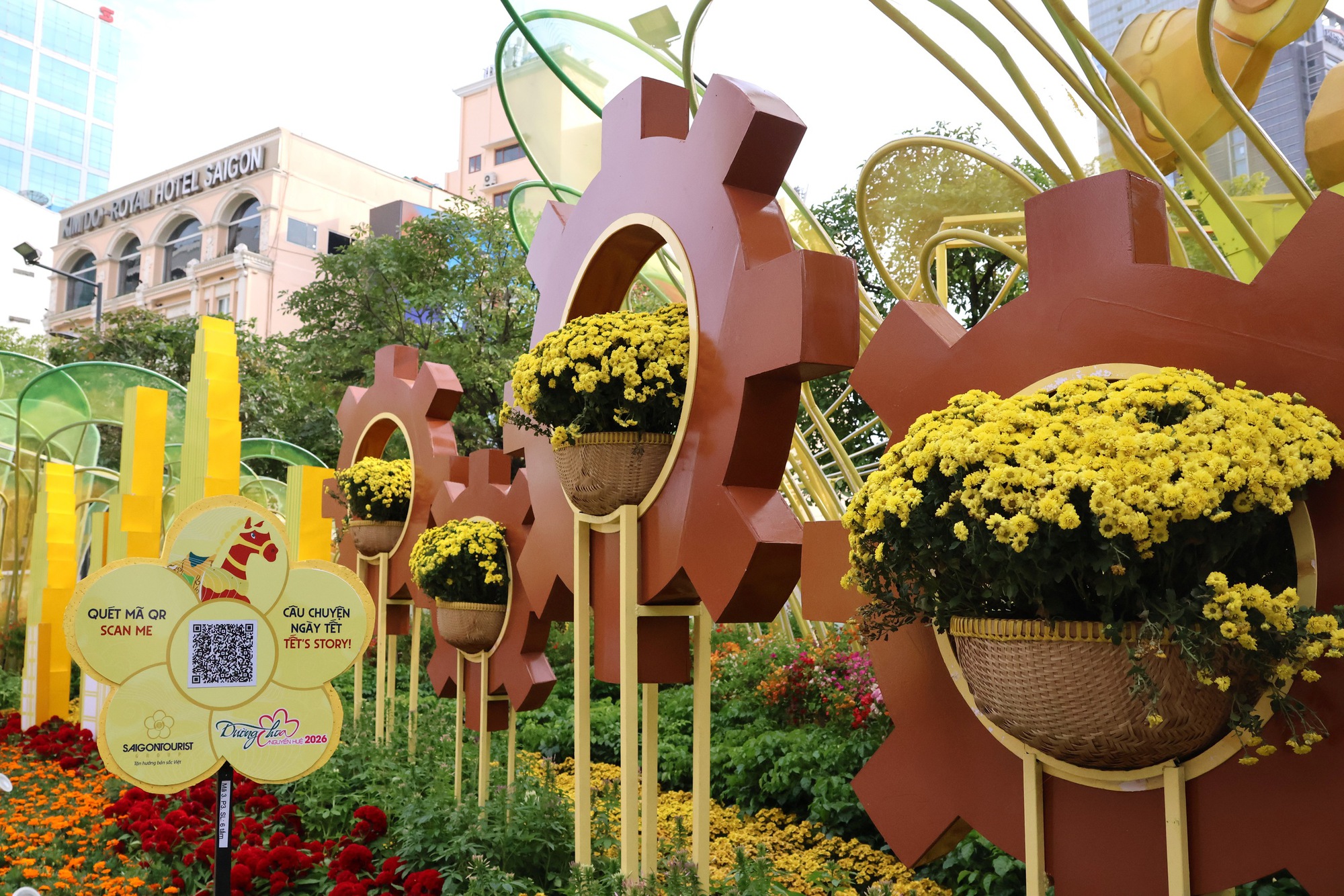 TPHCM: Đi xem Đường hoa Nguyễn Huệ gửi xe ở đâu?- Ảnh 6.