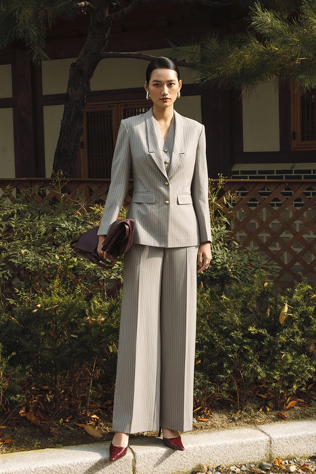 Khí chất phụ nữ hiện đại tỏa sáng từ phong cách soft power- Ảnh 3. Khí chất phụ nữ hiện đại tỏa sáng từ phong cách soft power- Ảnh 3.