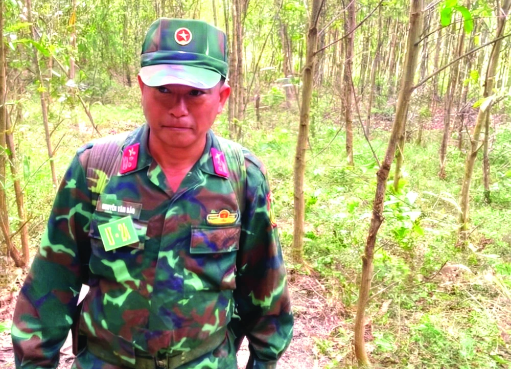 hinh 2- Nguyen Van Bao.jpg