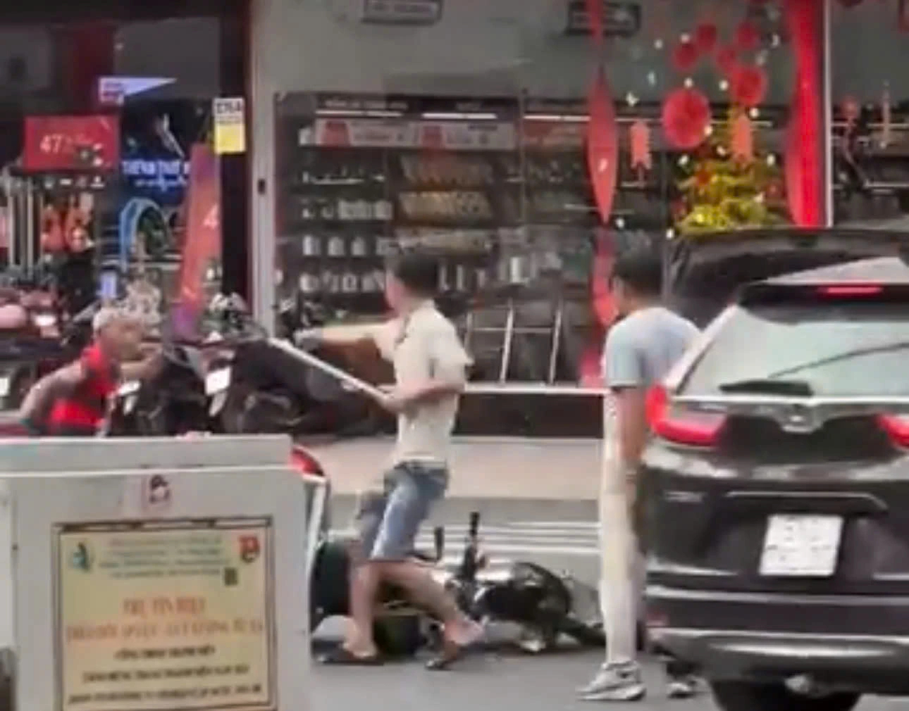 - Ảnh 3. - Ảnh 3.