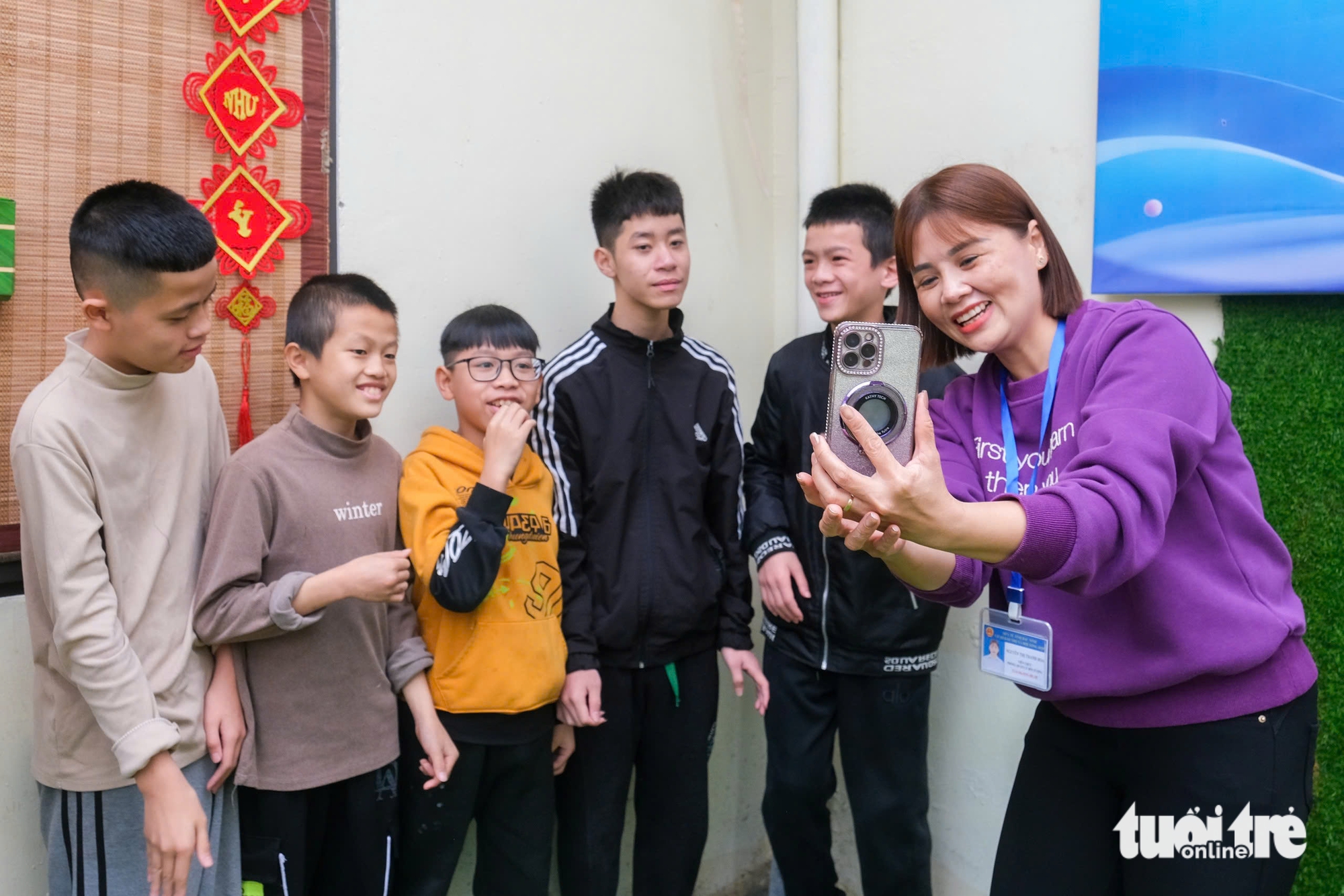 mồ côi - Ảnh 7.