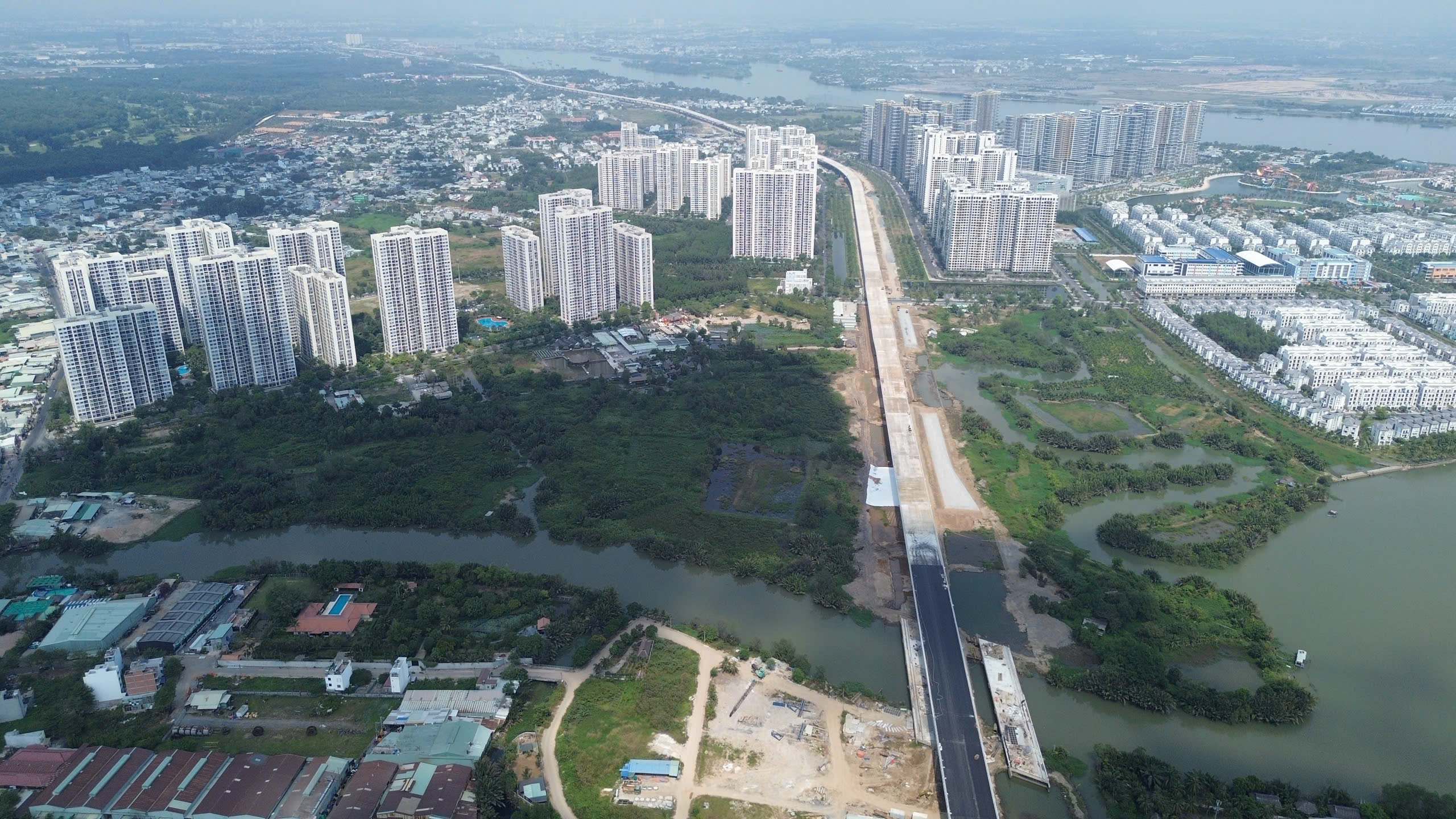 Xuân về trên công trường đường Vành đai 3 TPHCM - Ảnh 13.