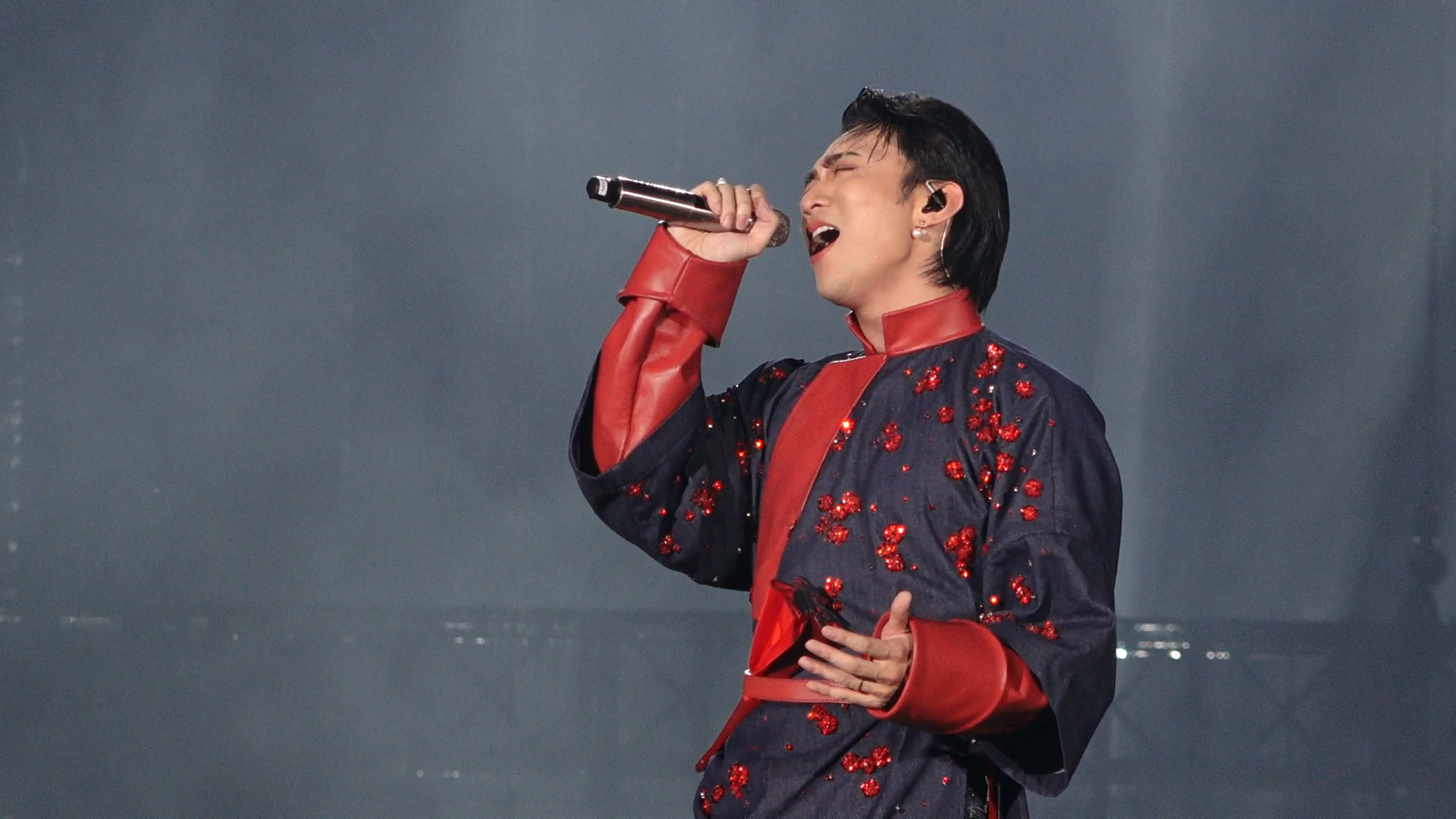 Soobin trình diễn "Trống cơm"