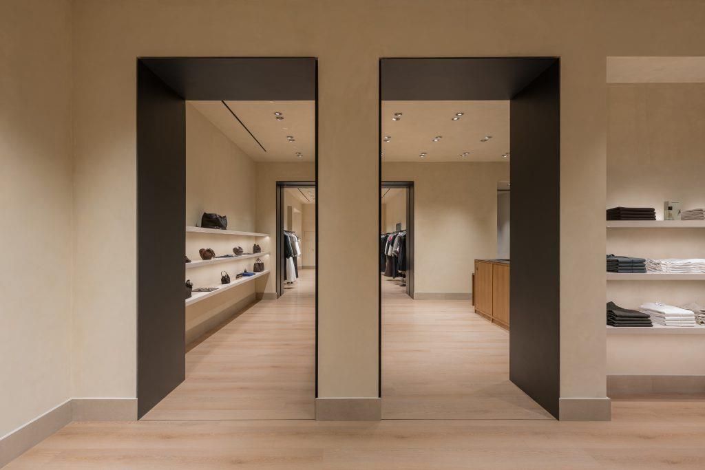 Hé lộ không gian cửa hàng thân thiện với môi trường của Massimo Dutti tại Crescent Mall- Ảnh 4. Hé lộ không gian cửa hàng thân thiện với môi trường của Massimo Dutti tại Crescent Mall- Ảnh 4.