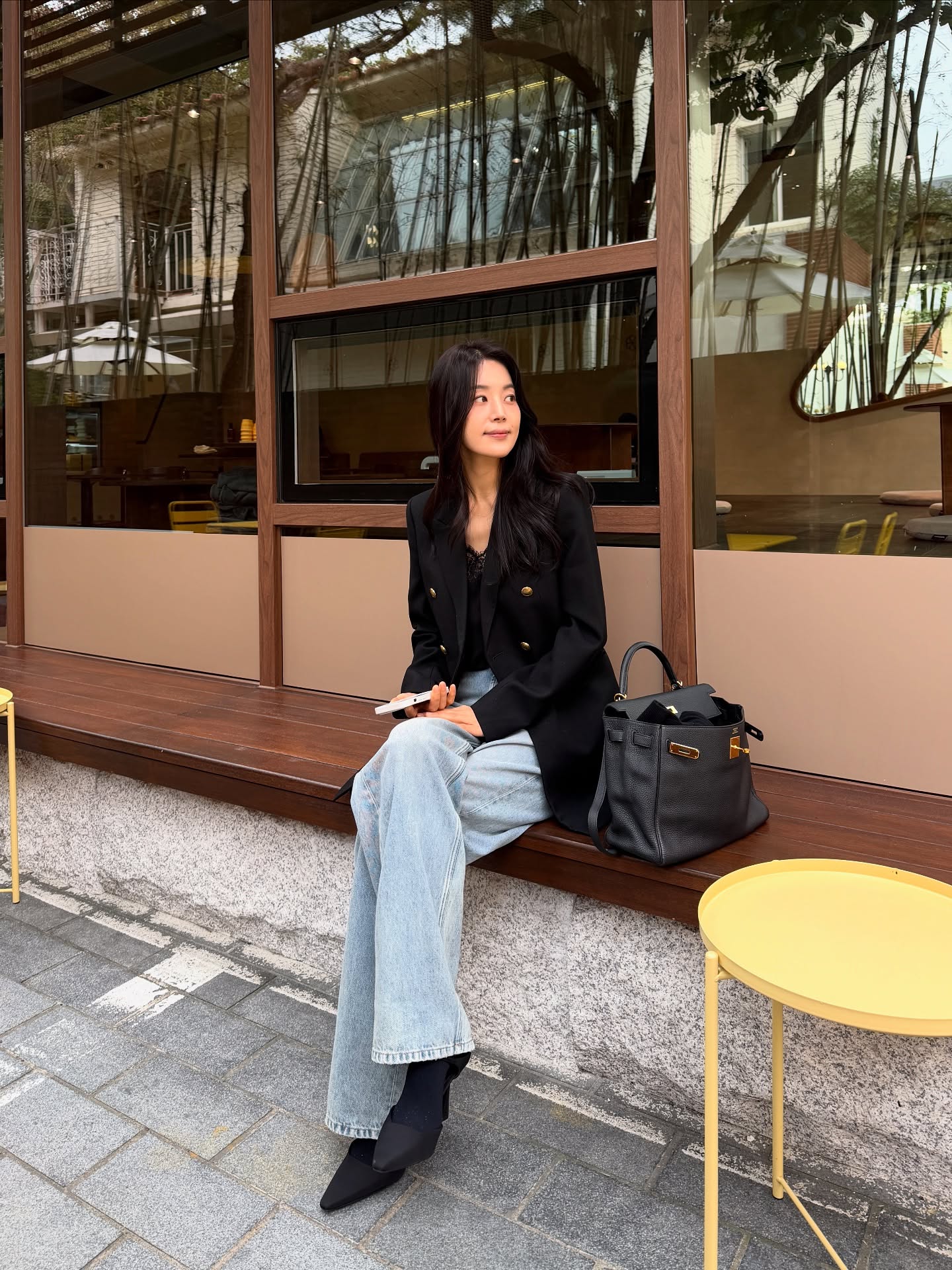 4 công thức mặc đồ đi chúc Tết chuẩn thanh lịch mà phụ nữ ngoài 40 tuổi nên ghim từ bây giờ- Ảnh 6. 4 công thức mặc đồ đi chúc Tết chuẩn thanh lịch mà phụ nữ ngoài 40 tuổi nên ghim từ bây giờ- Ảnh 6.