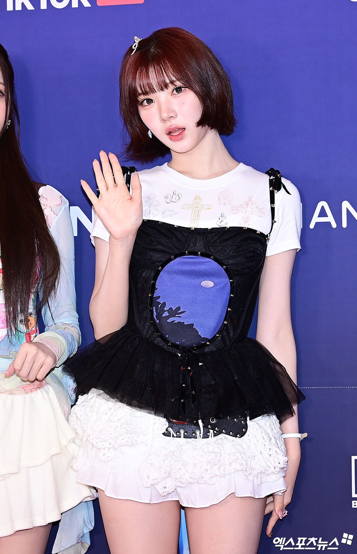 Thảm đỏ Hanteo Music Awards 2026: Tiffany (SNSD) rạng rỡ xinh hút hồn, át hết dàn mỹ nhân đàn em- Ảnh 9. Thảm đỏ Hanteo Music Awards 2026: Tiffany (SNSD) rạng rỡ xinh hút hồn, át hết dàn mỹ nhân đàn em- Ảnh 9.