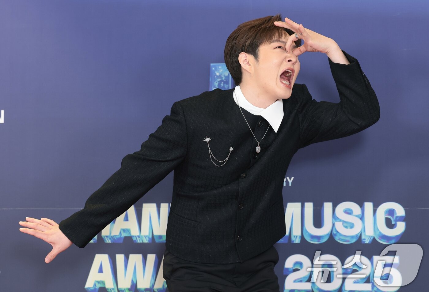 Thảm đỏ Hanteo Music Awards 2026: Tiffany (SNSD) rạng rỡ xinh hút hồn, át hết dàn mỹ nhân đàn em- Ảnh 19. Thảm đỏ Hanteo Music Awards 2026: Tiffany (SNSD) rạng rỡ xinh hút hồn, át hết dàn mỹ nhân đàn em- Ảnh 19.