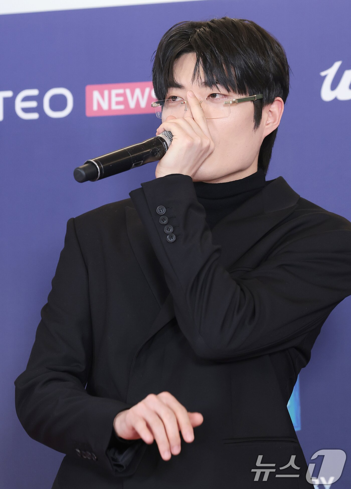 Thảm đỏ Hanteo Music Awards 2026: Tiffany (SNSD) rạng rỡ xinh hút hồn, át hết dàn mỹ nhân đàn em- Ảnh 30. Thảm đỏ Hanteo Music Awards 2026: Tiffany (SNSD) rạng rỡ xinh hút hồn, át hết dàn mỹ nhân đàn em- Ảnh 30.