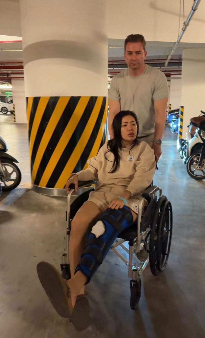 Chồng đưa Minh Tú vào viện điều trị sau khi cô bị chấn thương. Ảnh: Nhân vật cung cấp