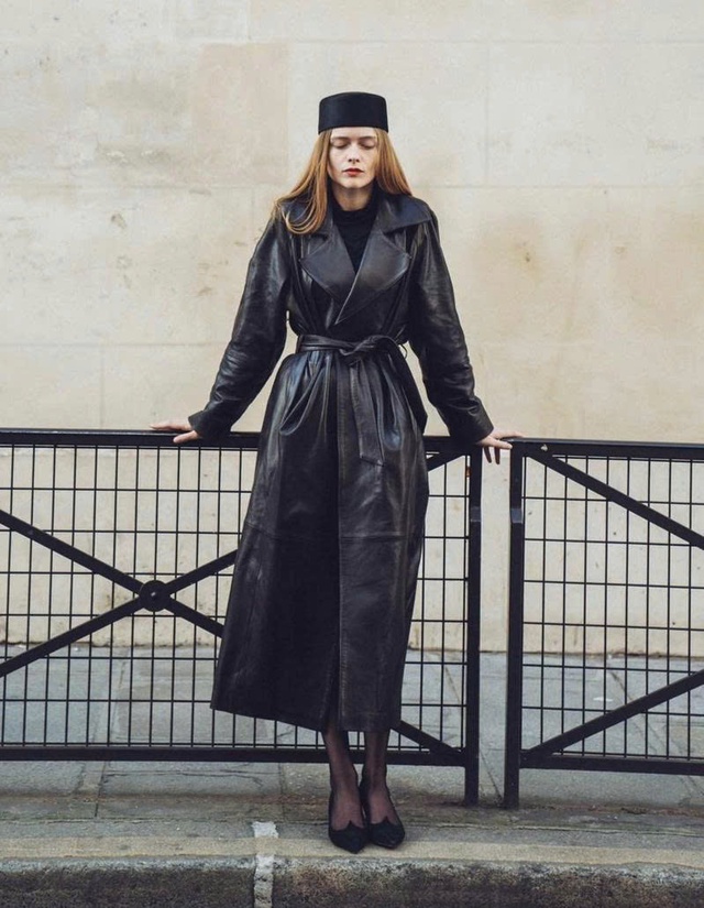 Kiểu mũ cổ điển làm nên khí chất quý cô hiện đại- Ảnh 7. Kiểu mũ cổ điển làm nên khí chất quý cô hiện đại- Ảnh 7.