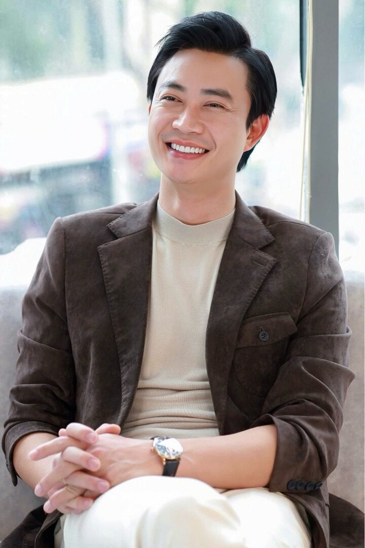 Đời thực của nam diễn viên quen mặt phim giờ vàng VTV đóng con trai Xuân Hinh- Ảnh 2.