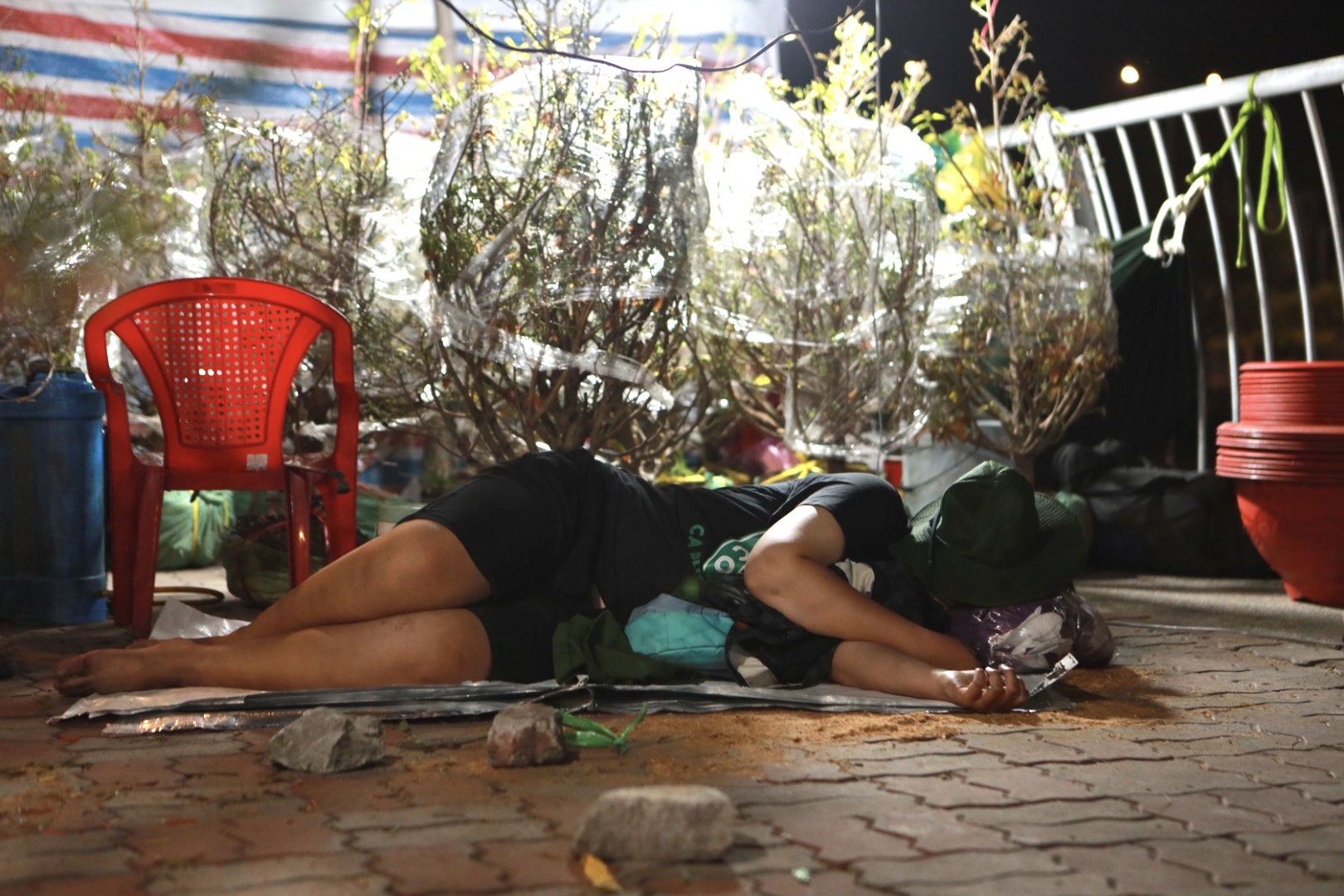 TP.HCM nhìn từ sông Sài Gòn - Kỳ 2: Bến Bình Đông 'giữ nhịp' xuân - Ảnh 15.