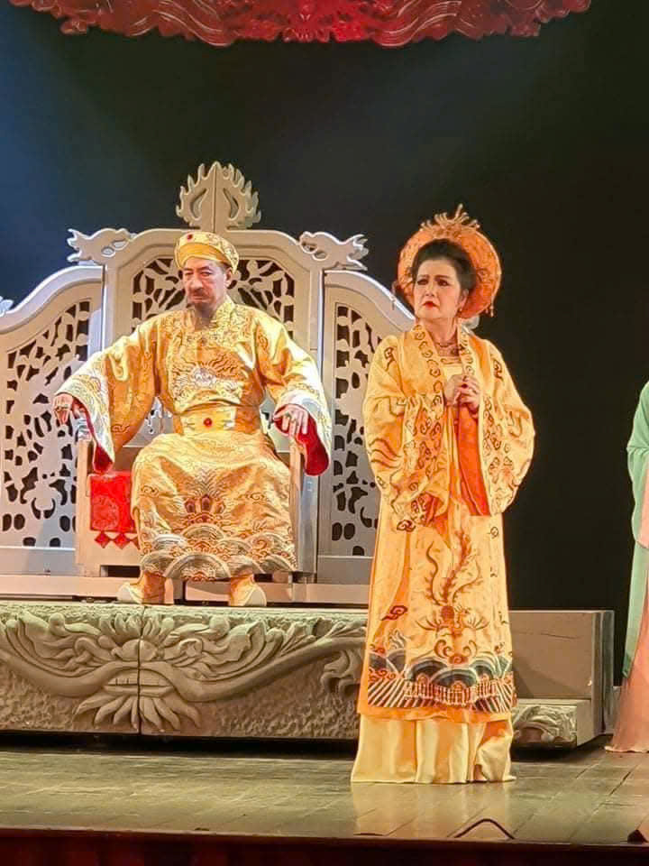 NSND Lệ Ngọc: Vẫn đón đợi một cái tết xưa- Ảnh 2. NSND Lệ Ngọc: Vẫn đón đợi một cái tết xưa- Ảnh 2.